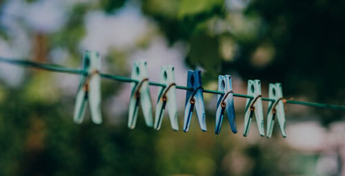 pince à linge sur ligne à linge